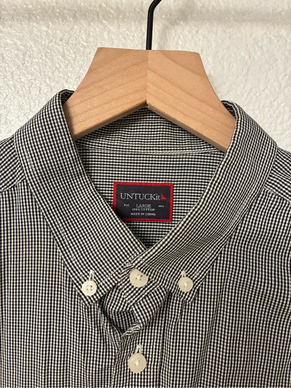 3 UNTUCKit Men's Dress Shirts